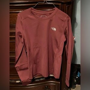 Women’s medium wild ginger north face long sleeve performance sweater!